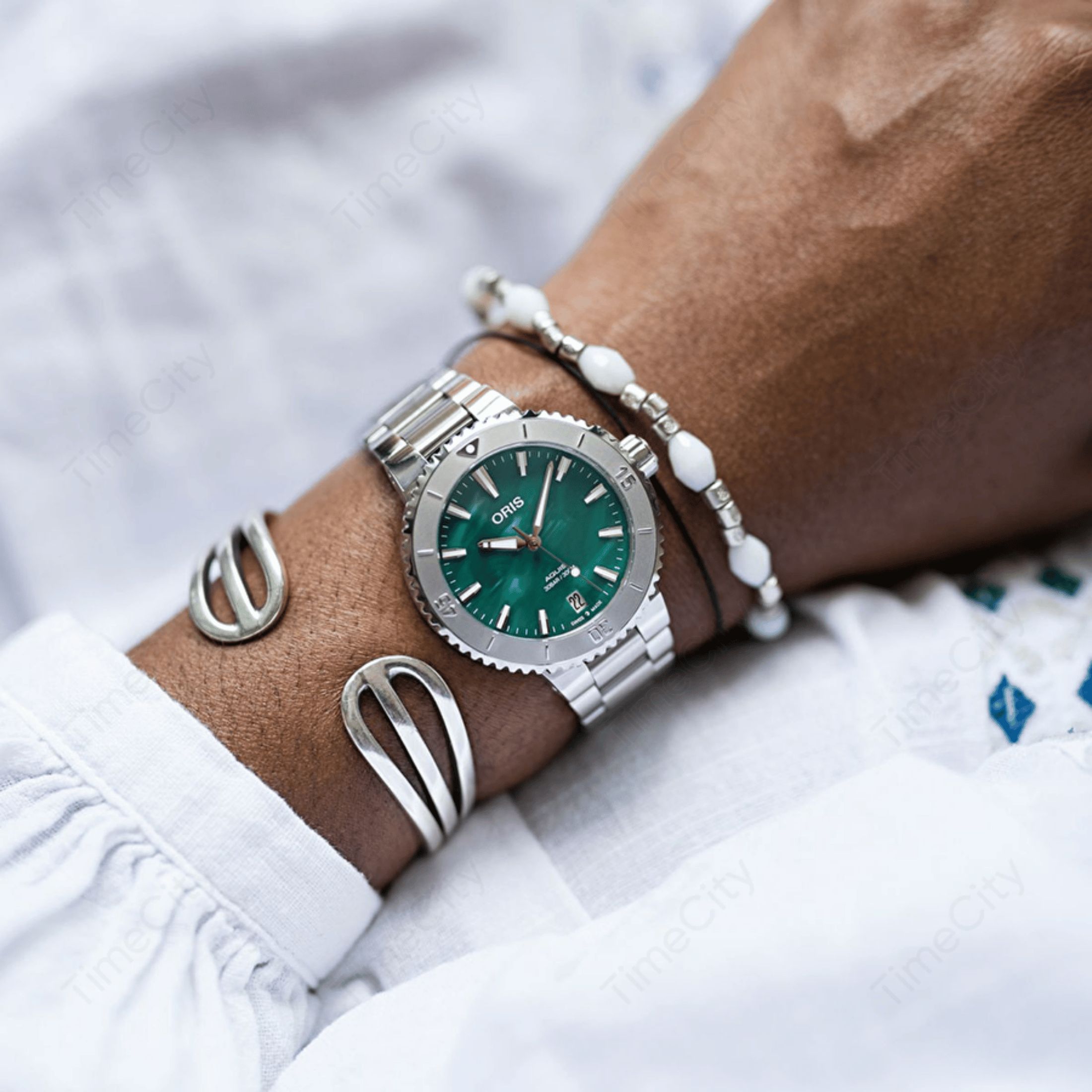 Oris x Bracenet Aquis Date 01 733 7770 4137-07 18 05P Lepage