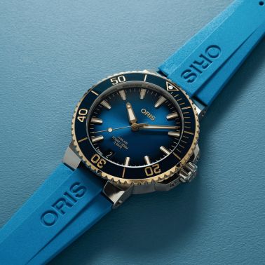 Oris Aquis Date Calibre 400 Steel & Gold automatic blue dial rubber strap 41.5 mm