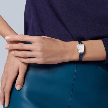 HERMÈS Galop d'Hermès Moyen Modèle watch set with quartz silver dial blue leather strap 32 mm W053768WW00