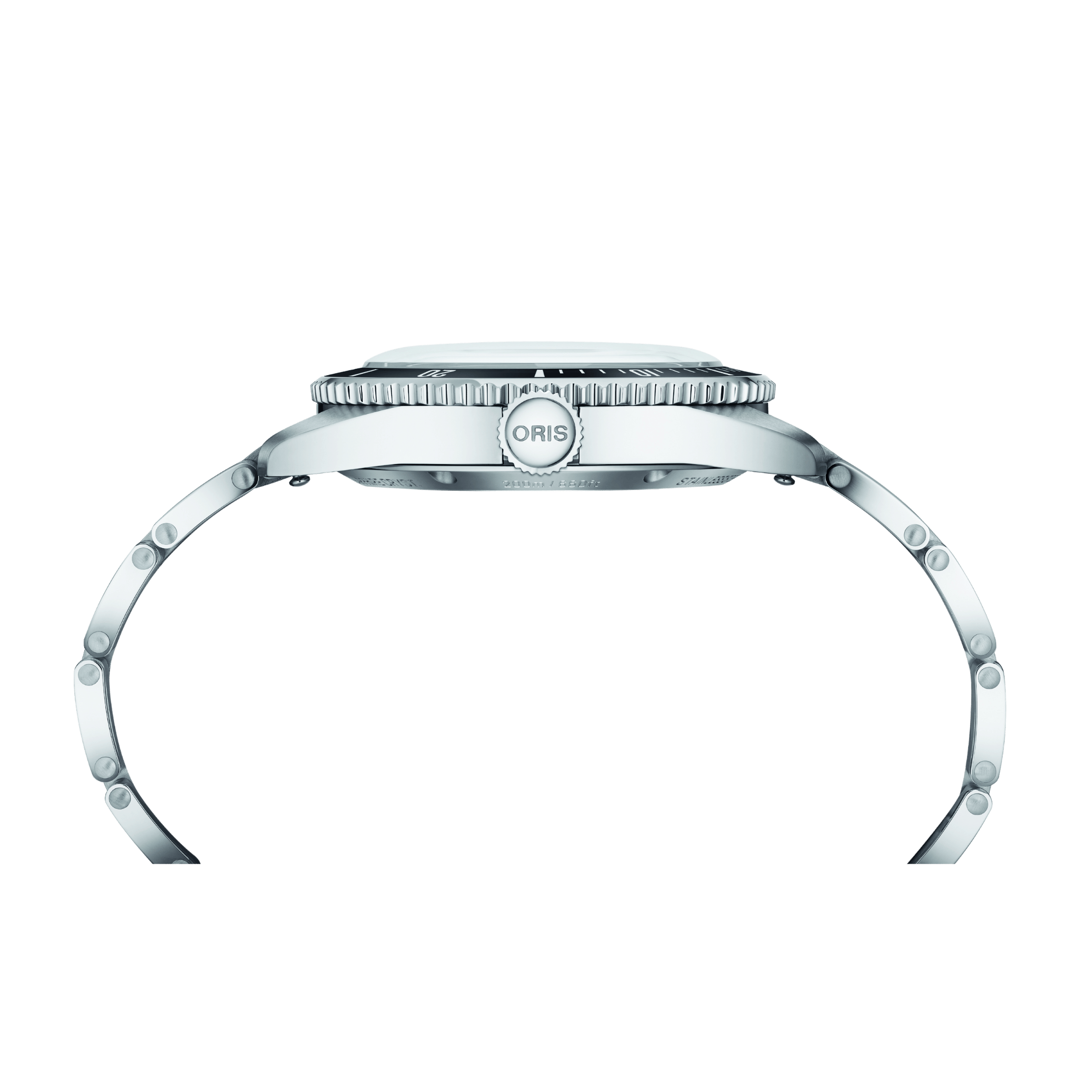 Oris Divers Date automatic black dial steel bracelet 39 mm