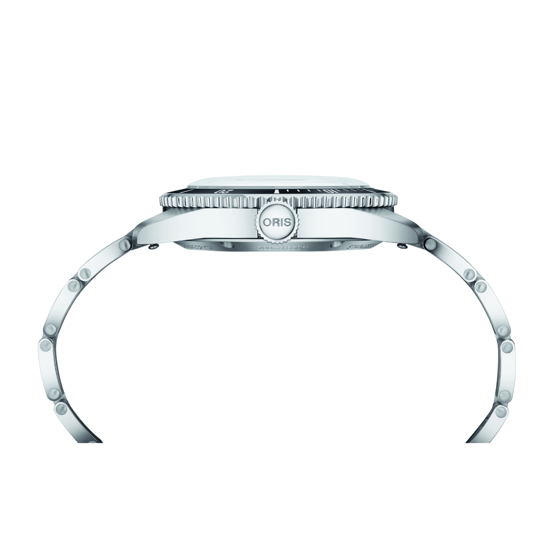 Oris Divers Date automatic beige dial steel bracelet 39 mm