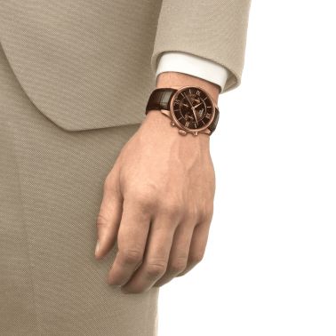 Montre Tissot T-Classic Chemin des Tourelles Chronographe automatique cadran brun bracelet cuir brun 42 mm T139.462.36.298.00