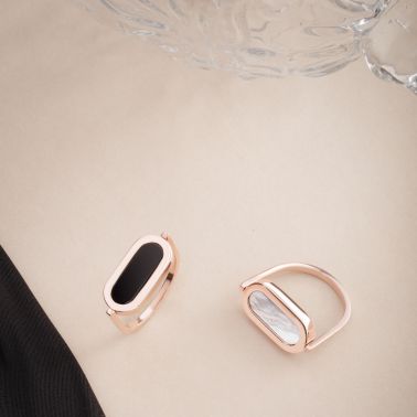 Reversible So Shocking Inverso ring rose gold, diamonds mother-of-pearl and onyx