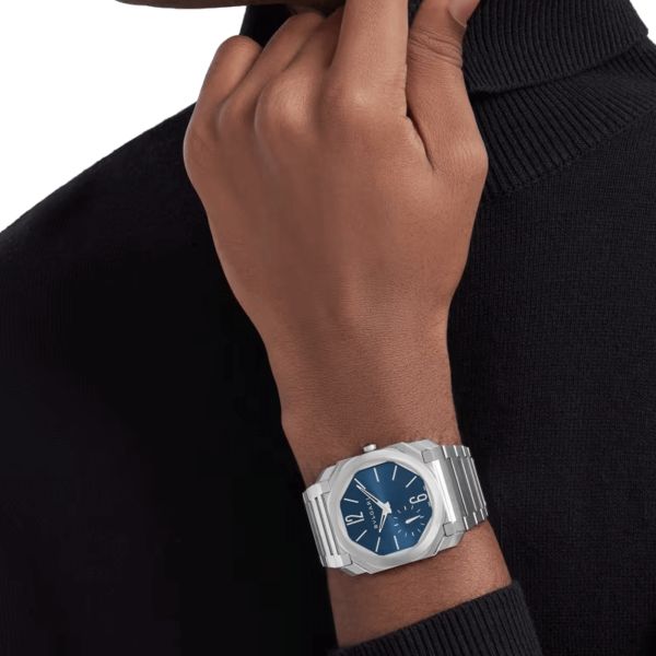 Bulgari Octo Finissimo automatic watch blue dial stainless steel bracelet 40 mm 103431