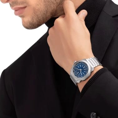 Bulgari Octo Roma WorldTimer automatic watch blue dial stainless steel bracelet 41 mm 103481