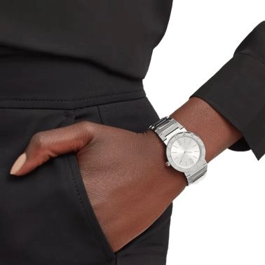 Montre Bulgari Bvlgari Bvlgari Lady quartz cadran argenté bracelet acier 33 mm 103575