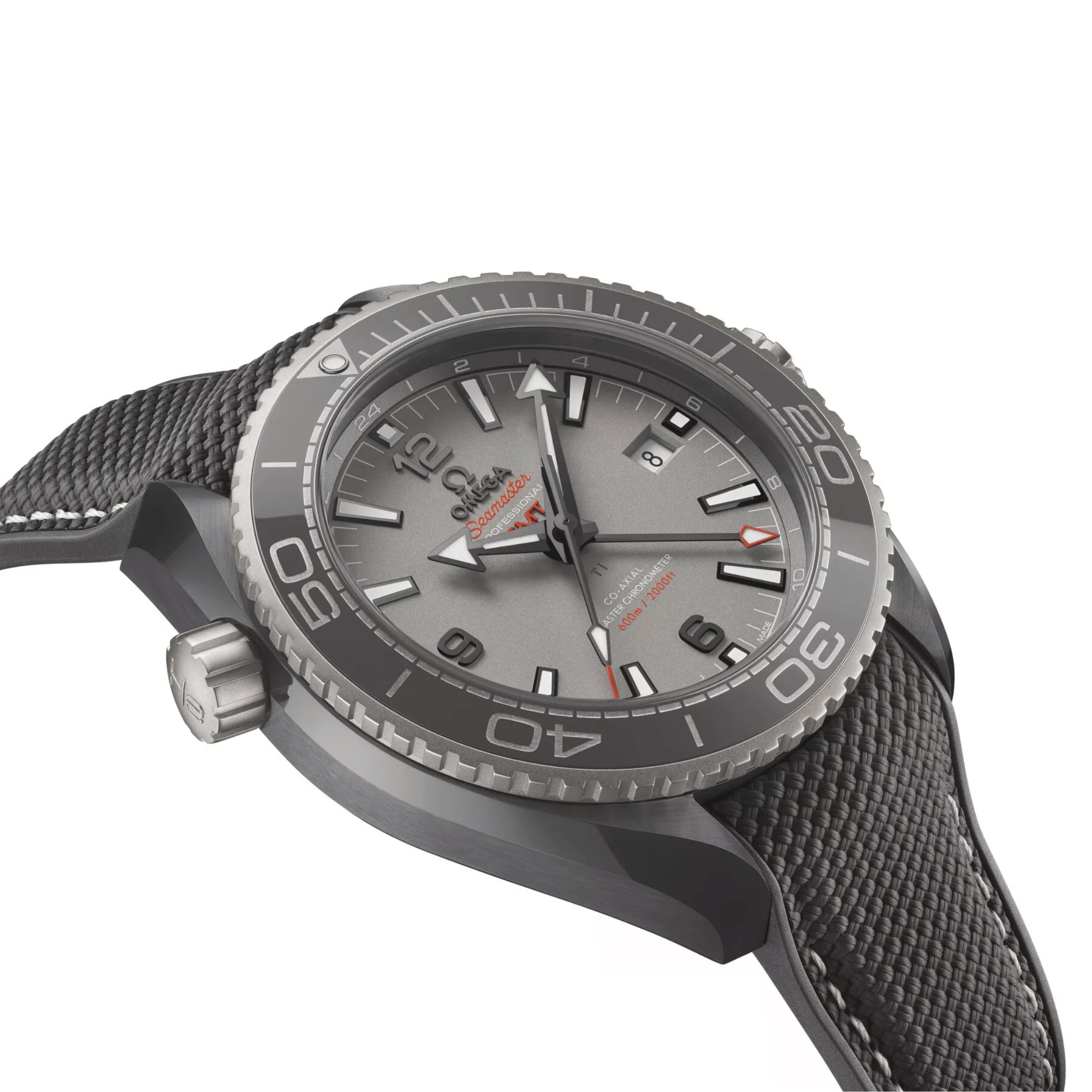 Montre Omega Seamaster Planet Ocean 600m Master Chronometer GMT "Dark Grey" céramique bracelet caoutchouc 45,5 mm