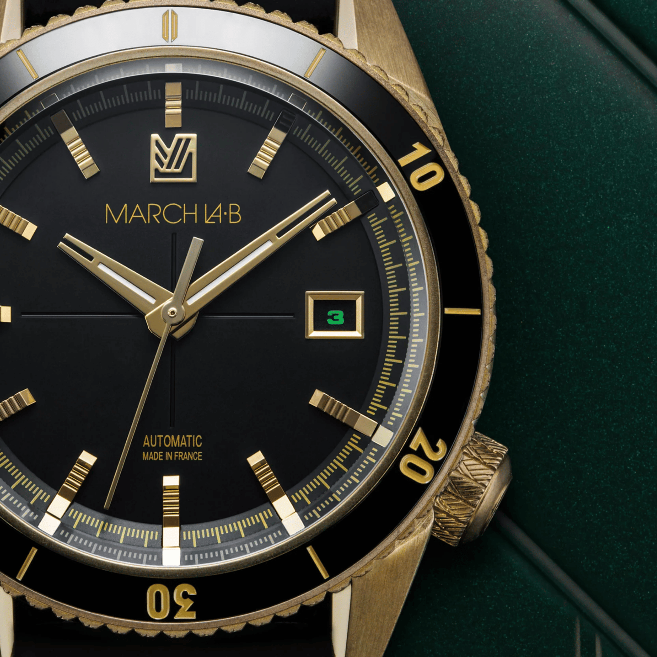 March LA.B Bonzer Bronze Automatique black silicone bracelet 41 mm