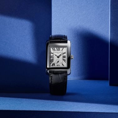 Montre Frédérique Constant Classics Carrée Small Seconds quartz cadran argenté bracelet cuir 36 x 25,20 mm