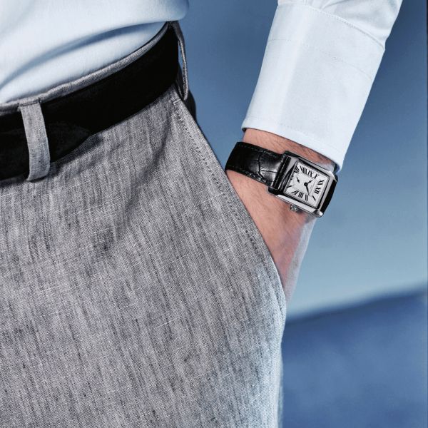 Frédérique Constant Classics Carrée Small Seconds quartz silver dial leather strap 36 x 25,20 mm