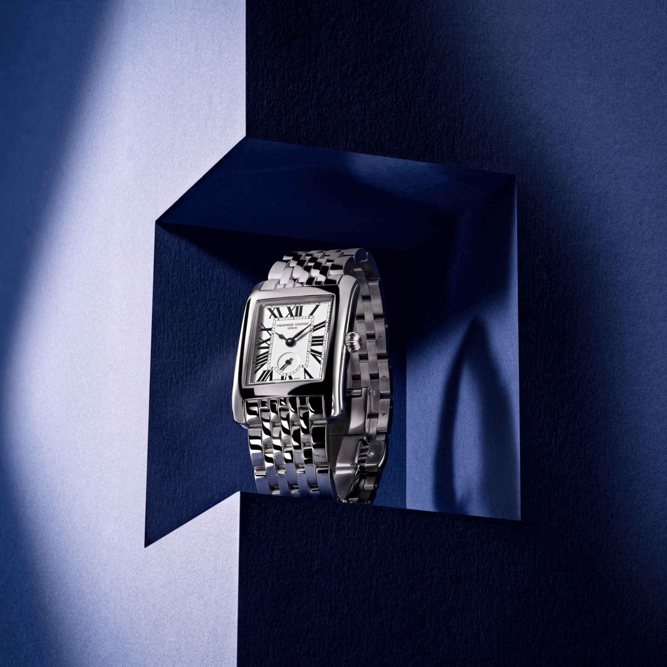 Frédérique Constant Classics Carrée Small Seconds quartz silver dial steel bracelet 36 x 25,20 mm