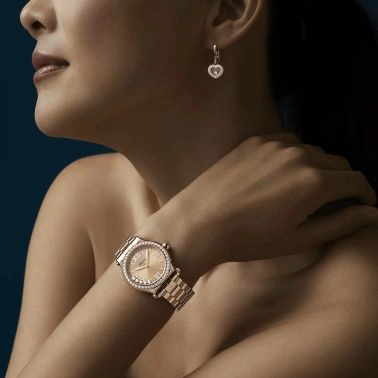 Montre Chopard Happy Sport Or Rose automatique lunette sertie cadran doré bracelet or rose 33 mm 275378-5009