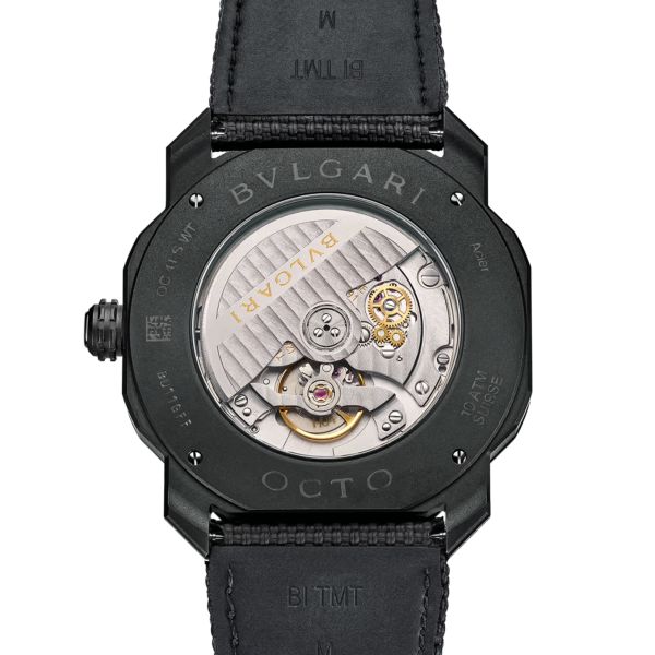 Montre Bulgari Octo Roma WorldTimer automatique cadran noir bracelet caoutchouc noir 41 mm 103486