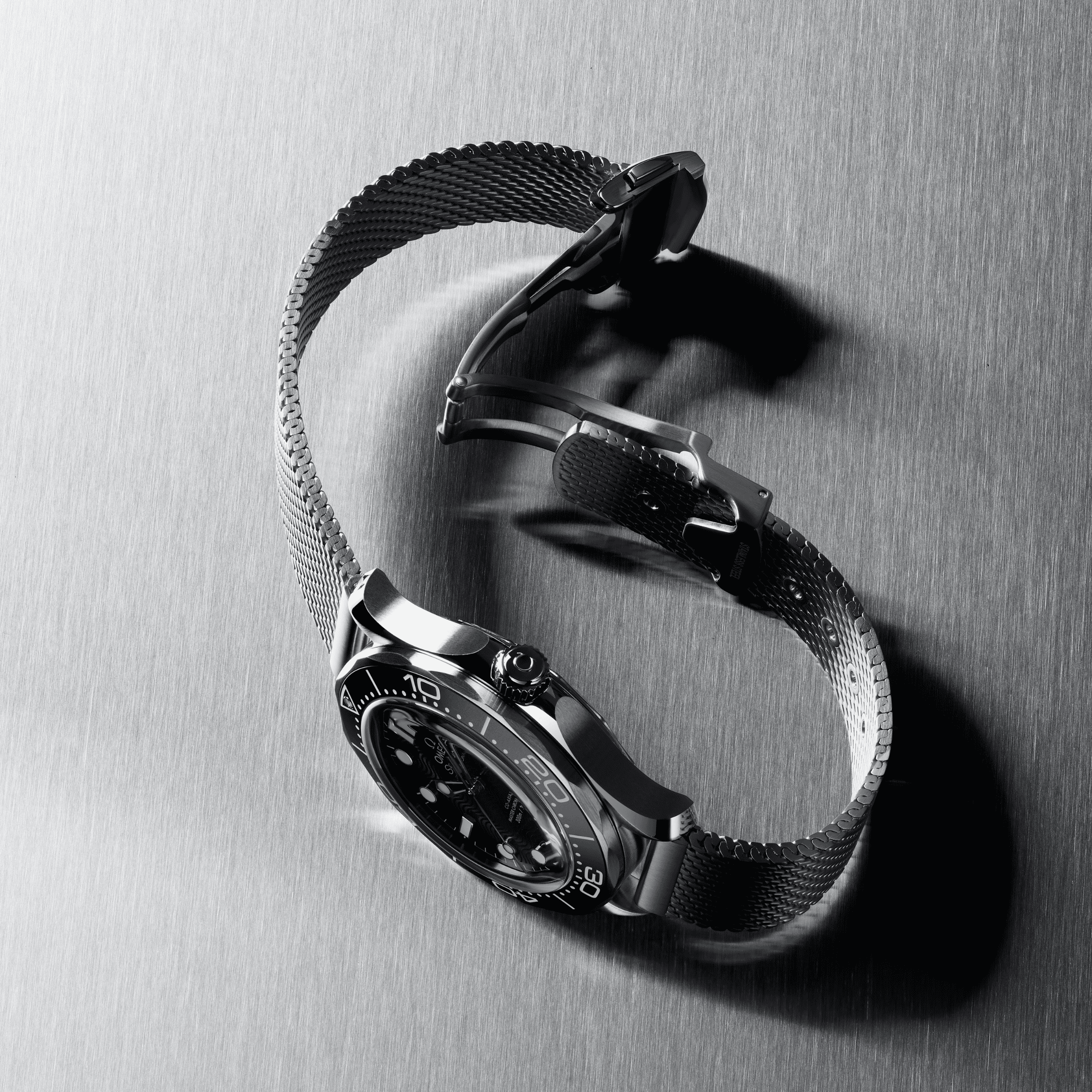 Omega Seamaster Diver 300m Co-Axial Master Chronometer steel dial mesh steel bracelet 42 mm