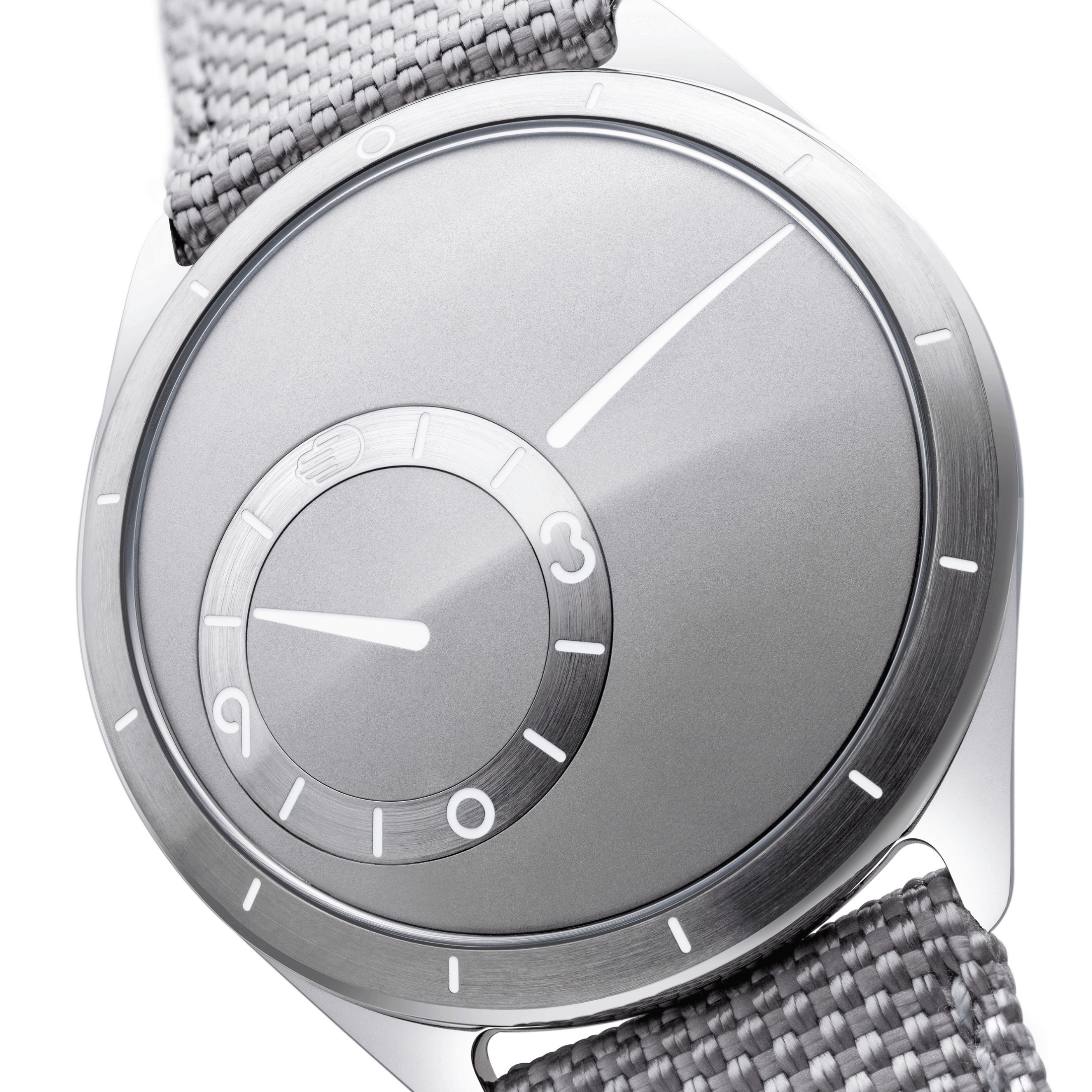 Ressence TYPE 9 Grey titanium automatic grey dial synthetic woven strap 39 mm