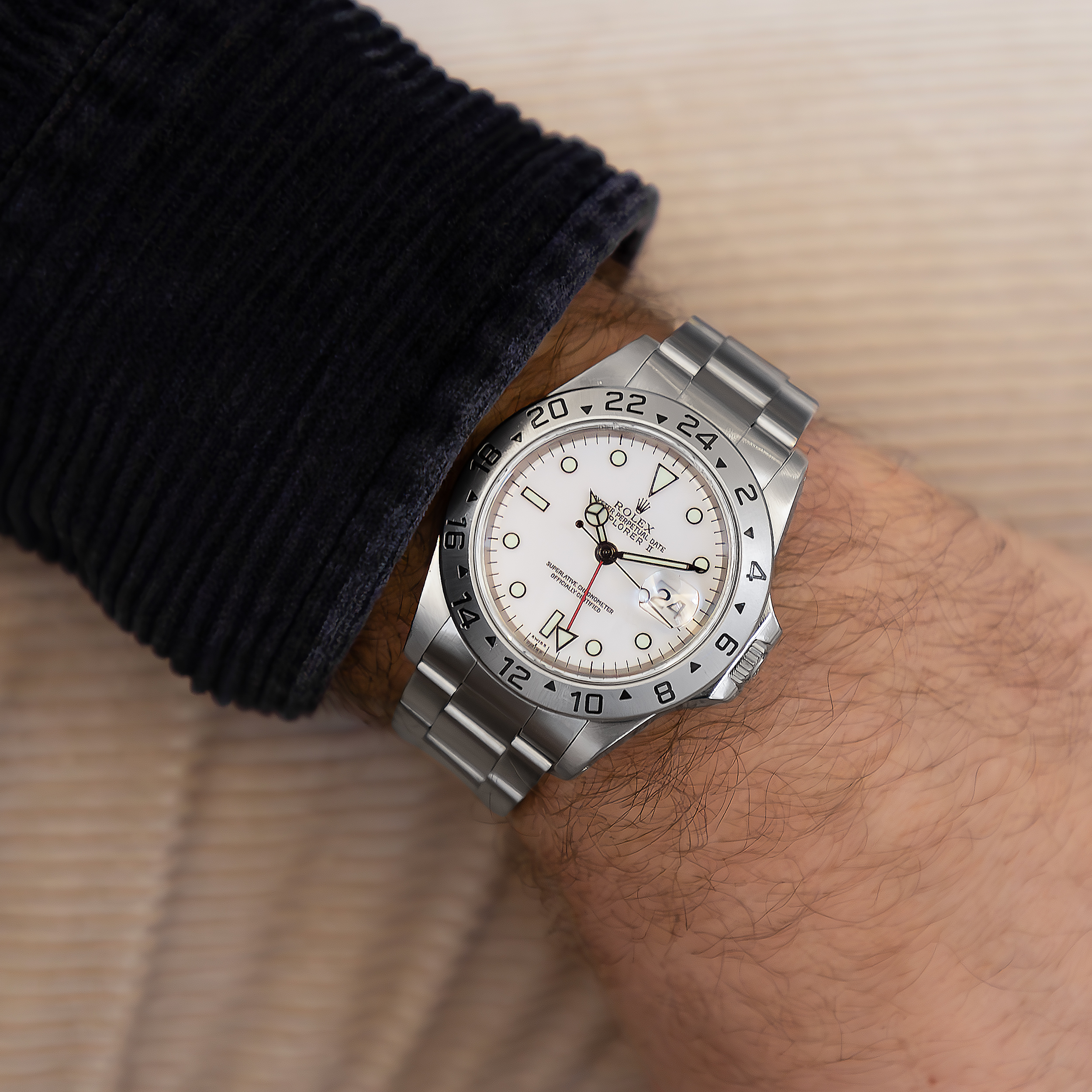 Montre Rolex Explorer II Polar "Swiss Only" 16570 automatique 40 mm Full Set 1998