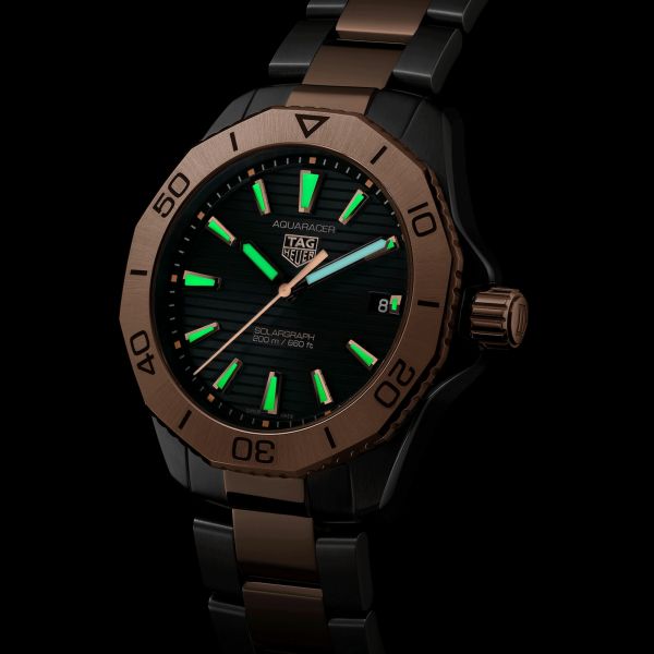 TAG Heuer Aquaracer Professional 200 Solargraph rose gold plated steel 40 mm WBP1121.BB0003