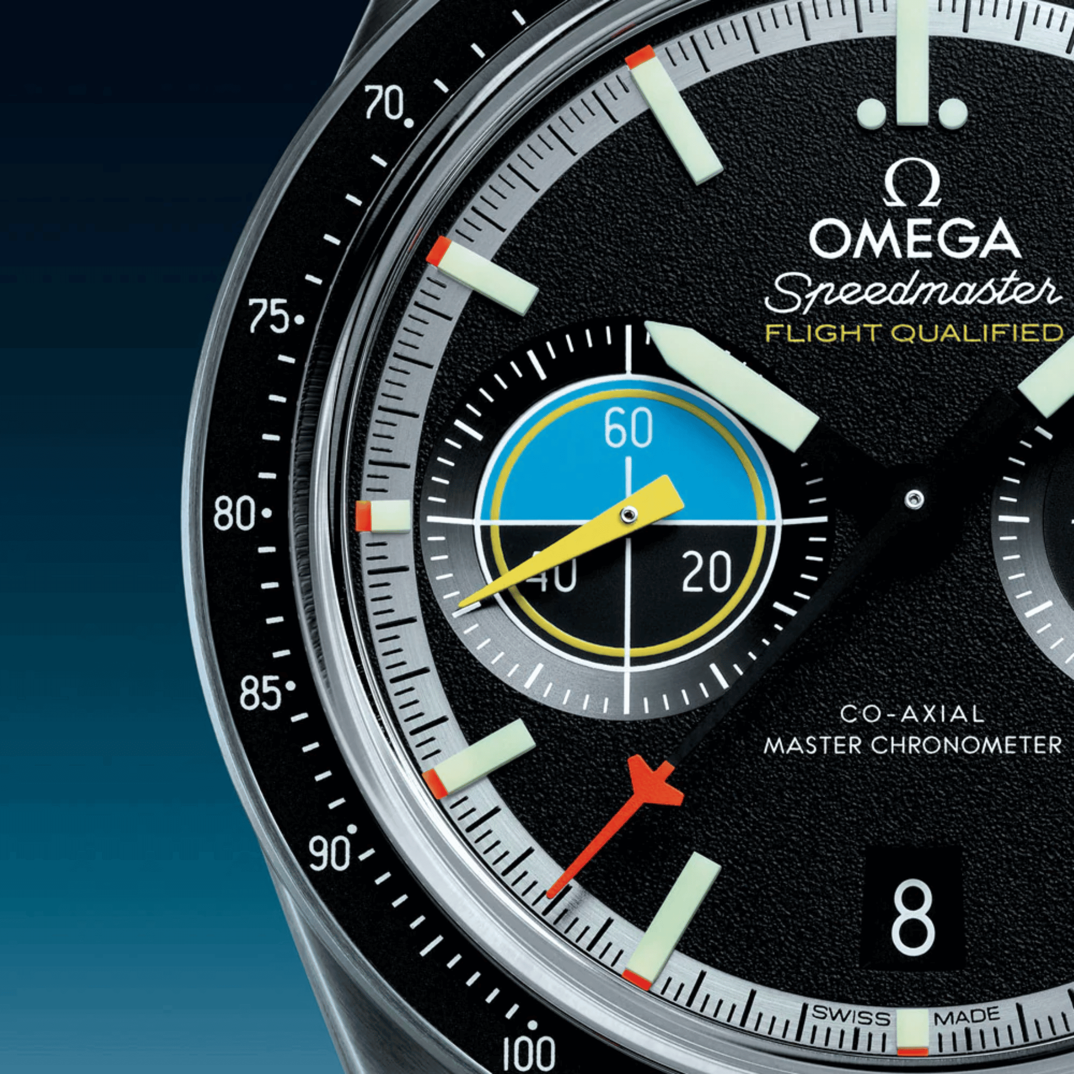 Montre Omega Speedmaster Pilot "Flight Qualified" Master Chronometer automatique cadran noir bracelet acier 40,85 mm