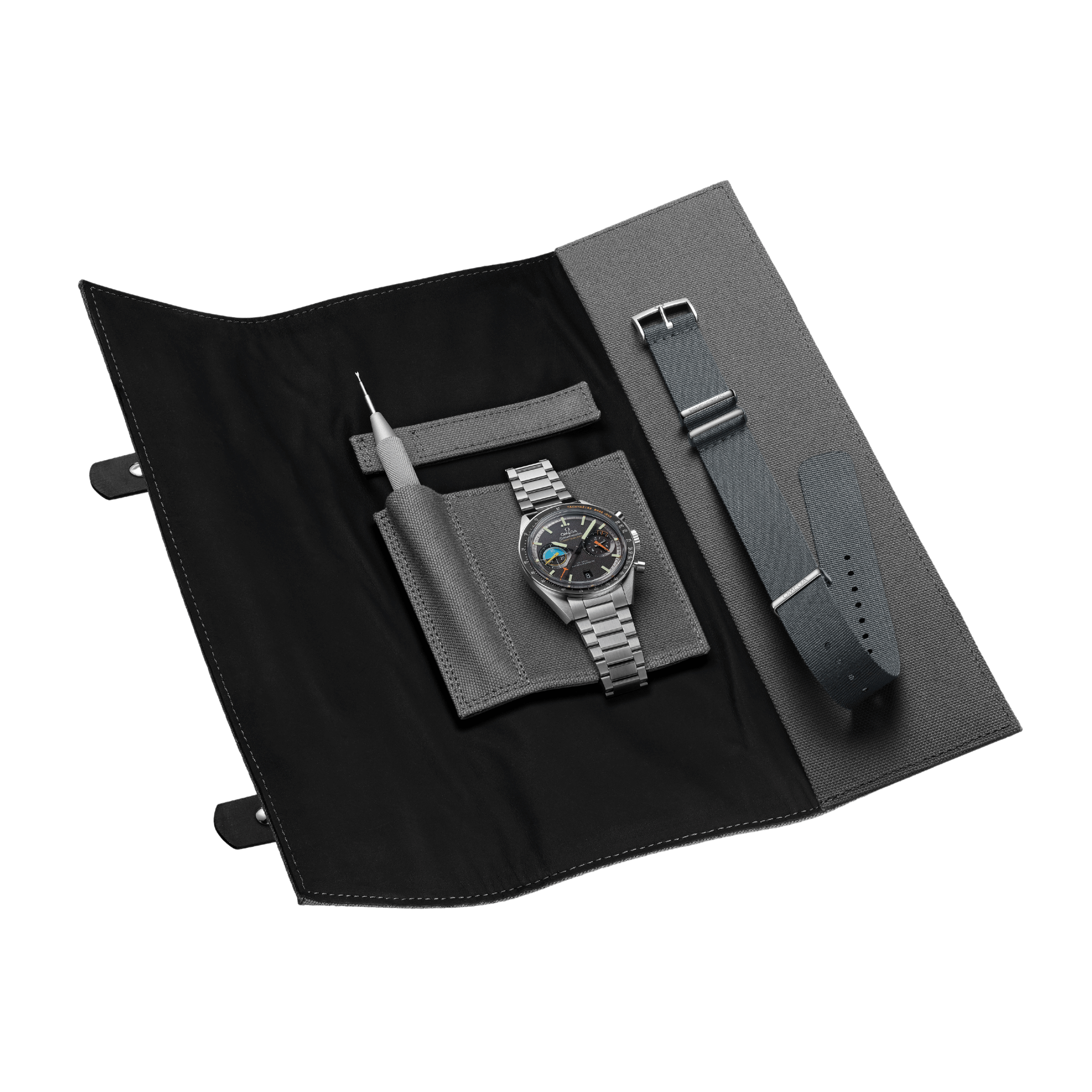 Montre Omega Speedmaster Pilot "Flight Qualified" Master Chronometer automatique cadran noir bracelet acier 40,85 mm