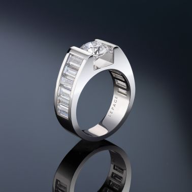 Lepage L'Audacieuse ring in white gold and diamonds