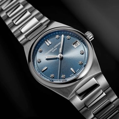 Montre Frédérique Constant Highlife Ladies quartz cadran bleu clair et diamants bracelet acier 31 mm