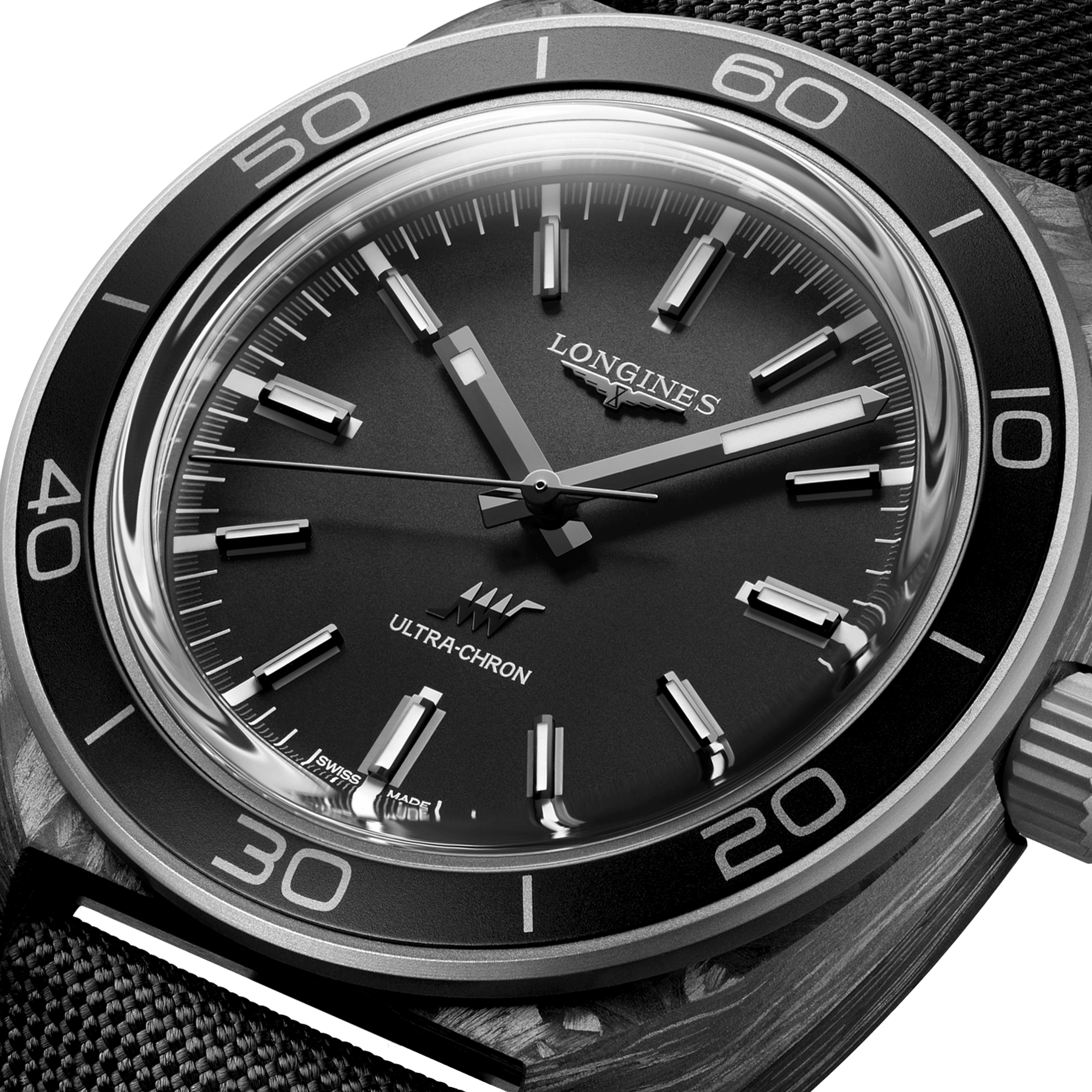 Montre Longines Ultra-Chron Carbon automatique cadran antracite bracelet tissu noir 43 mm L2.839.4.52.2