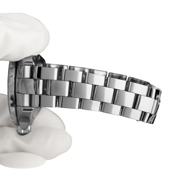 Montre Chanel J12 Chromatic quartz 33 mm