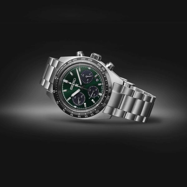 Seiko Prospex Chronograph quartz solar watch green dial steel bracelet 39 mm SSC933P1