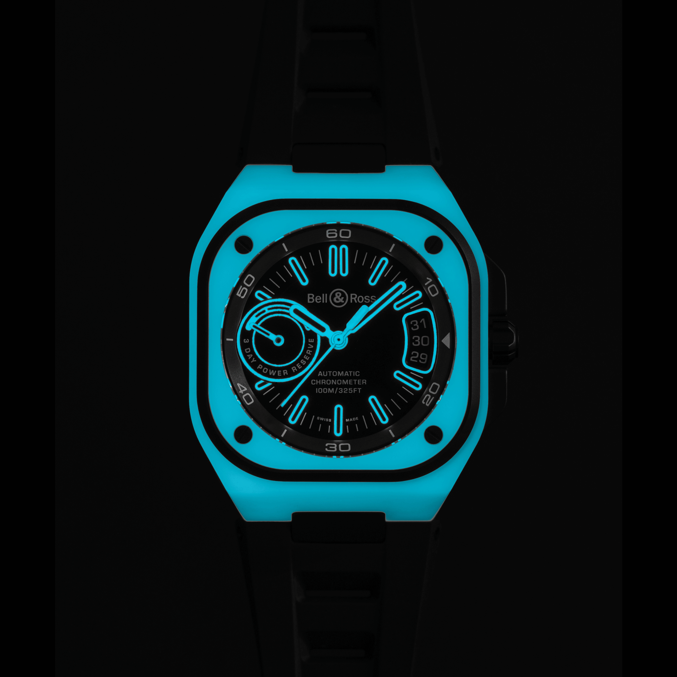 Montre Bell & Ross BR X5 Blue Lum automatique cadran noir bracelet caoutchouc noir 41 mm BRX5R-BLUM-TC/SRB