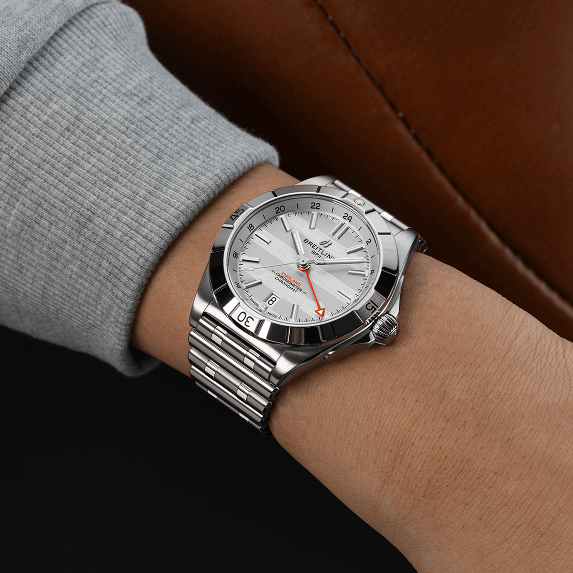 Breitling Chronomat GMT Six Nations England automatic watch silver dial steel bracelet 40 mm A323985B1A1A1