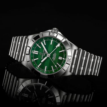Breitling Chronomat GMT Six Nations Ireland automatic watch green dial steel bracelet 40 mm A323987B1L1A1
