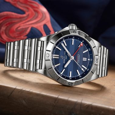 Montre Breitling Chronomat GMT Six Nations France automatique cadran bleu bracelet acier 40 mm A323989B1C1A1