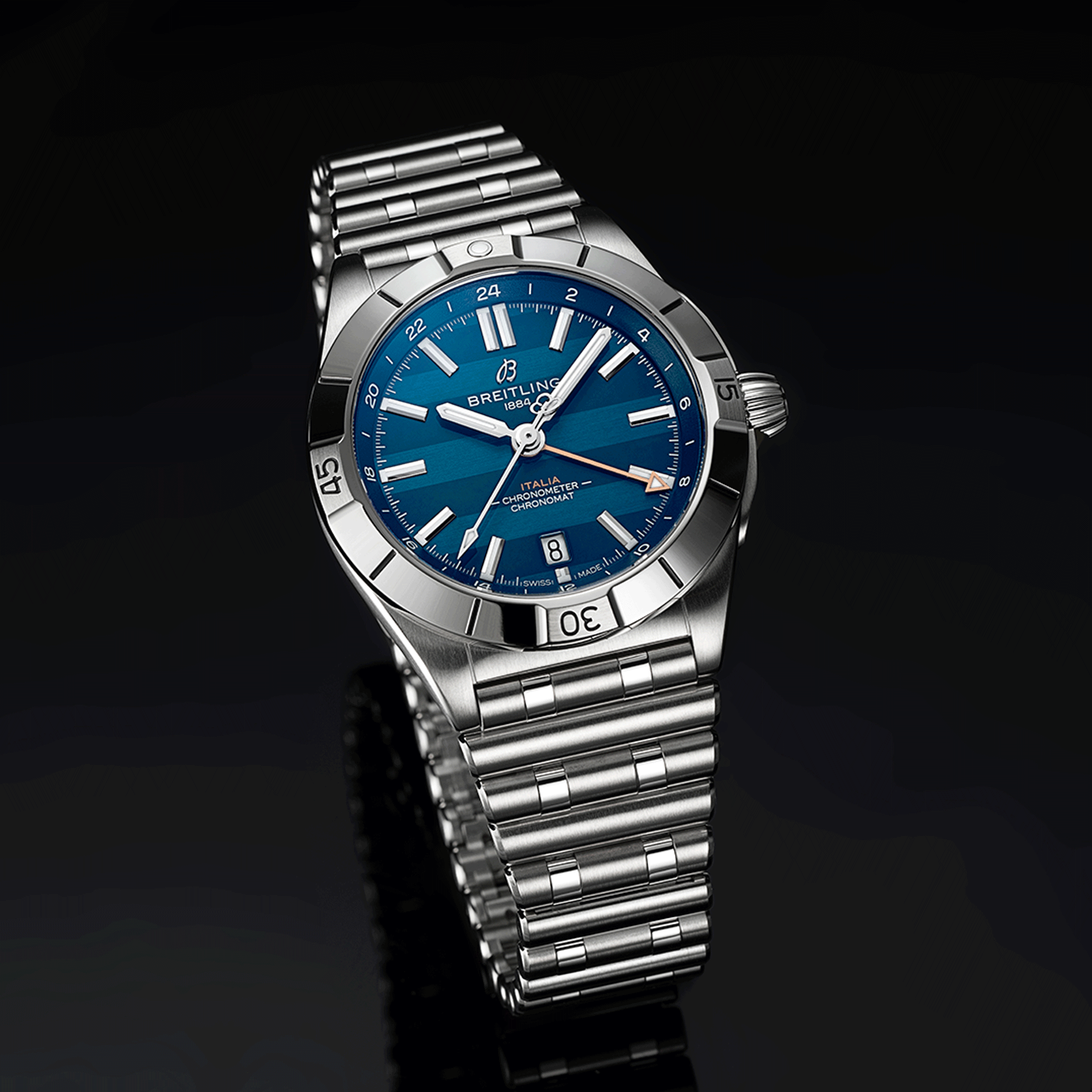 Montre Breitling Chronomat GMT Six Nations Italie automatique cadran bleu bracelet acier 40 mm A323981C1C1A1
