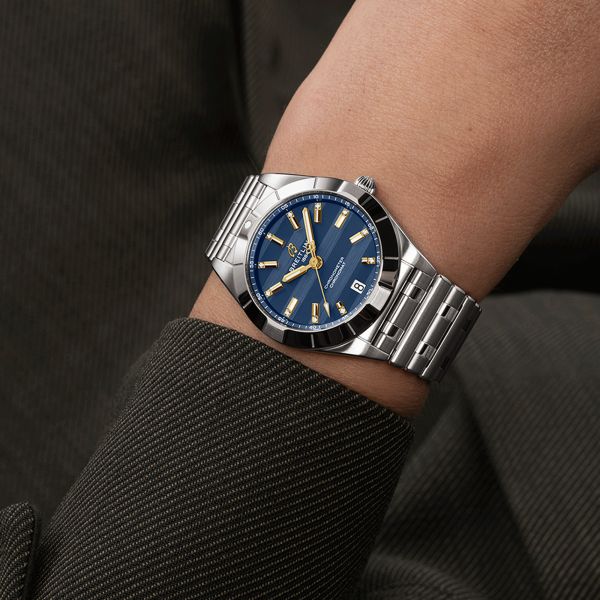 Breitling Chronomat Six Nations France quartz blue dial steel bracelet 32 mm A773109A1C1A1