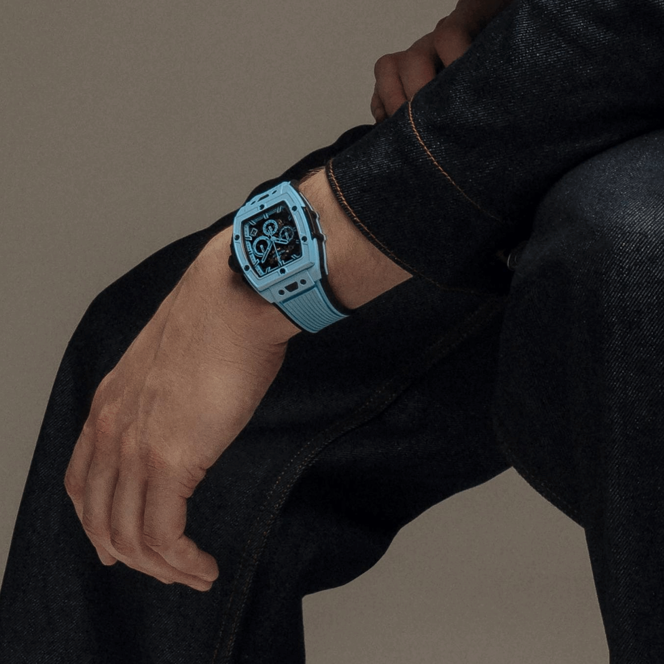 Hublot Spirit of Big Bang Sky Blue Ceramic automatic watch skeleton dial blue rubber strap 42 mm 642.EX.5110.RX