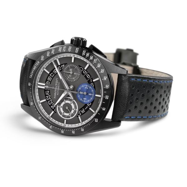 Montre Hamilton Jazzmaster Performer Chronographe automatique cadran noir et bleu bracelet cuir noir 42 mm