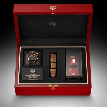 TAG Heuer Carrera Chronosprint x Porsche Rallye Yellow Gold automatic watch 42 mm CBS2041.EB0382