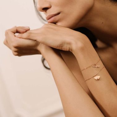 Pendentif Ginette NY Mini Gingko charm en or rose 