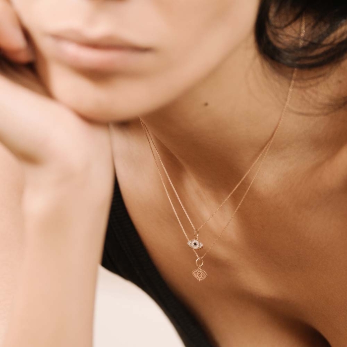 Pendentif Ginette NY Ajna en or rose, diamants et en saphir