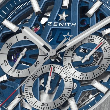 Montre Zenith Defy Skyline Chronographe Skeleton automatique cadran bleu bracelet acier 42 mm