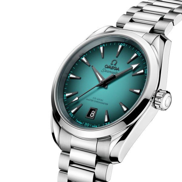 Montre Omega Seamaster Aqua Terra 150m Co-Axial Master Chronometer cadran turquoise bracelet acier 38 mm