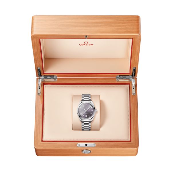 Montre Omega Seamaster Aqua Terra Shades 150m Co-Axial Master Chronometer cadran lavande bracelet acier 38 mm