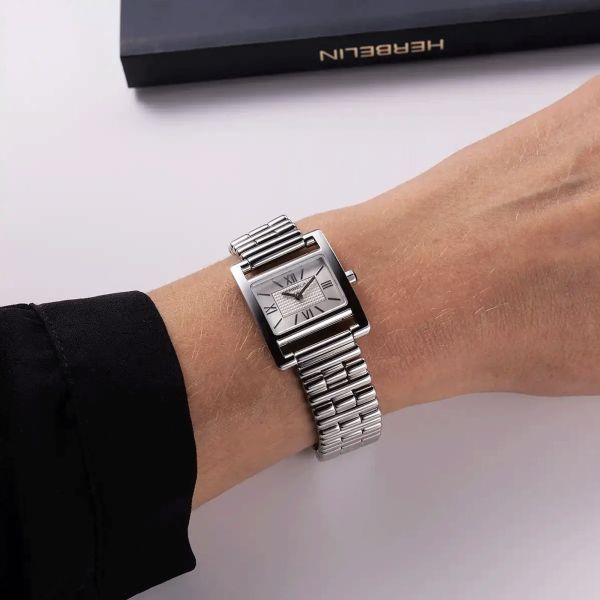 Montre Herbelin Ve Avenue quartz cadran argent bracelet acier 23,4 x 19 mm 17537B08