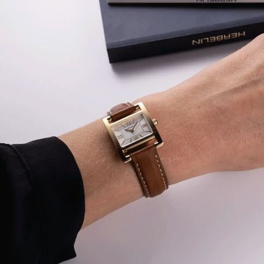 Ve Avenue Herbelin watch PVD Yellow Gold quartz silver dial brown leather strap 23.4 x 19 mm 17537P08GD