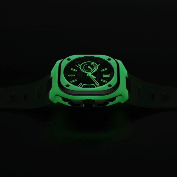 Montre Bell & Ross BR X5 Green Lum automatique cadran noir bracelet caoutchouc noir 41 mm