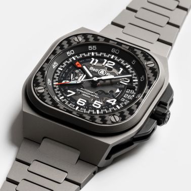Bell & Ross BR-X5 Racing automatic black dial titanium bracelet 41 mm