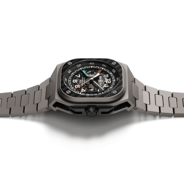 Bell & Ross BR-X5 Racing automatic black dial titanium bracelet 41 mm