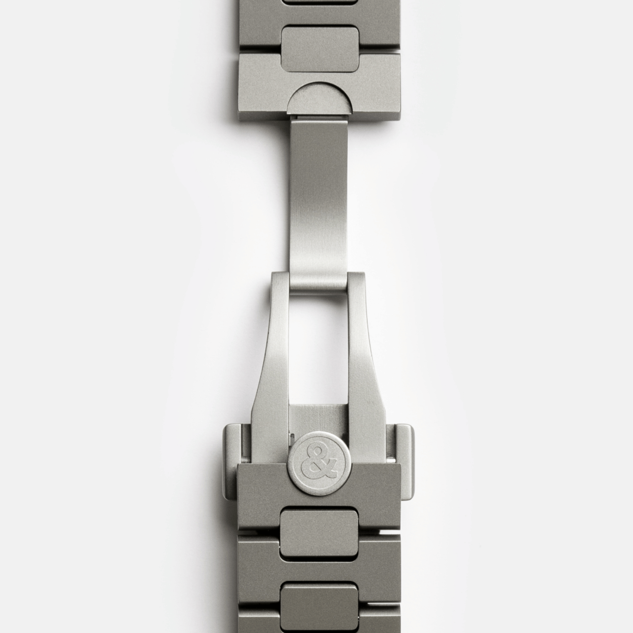 Bell & Ross BR-X5 Racing automatic black dial titanium bracelet 41 mm