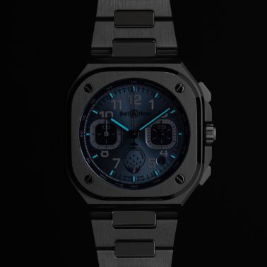 Montre Bell & Ross BR 05 Chrono A523 Patrouille de France automatique cadran bleu bracelet acier 42 mm