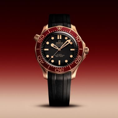 Montre Omega Seamaster Diver 300m Bronze Gold & Burgundy Co-Axial Master Chronometer cadran noir bracelet caoutchouc 42 mm